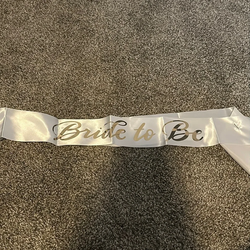 Sash - Picture 1 of 1